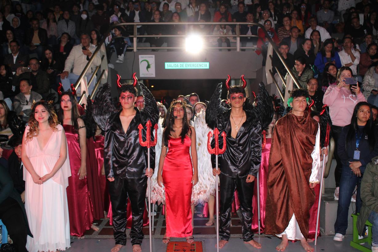FIESTAS INSTITUCIONALES 2024 - FESTIVAL ARTÍSTICO TEATRAL CAMINO AL MUSICAL: GRADOS 7, 8, 9, 10 Y 11