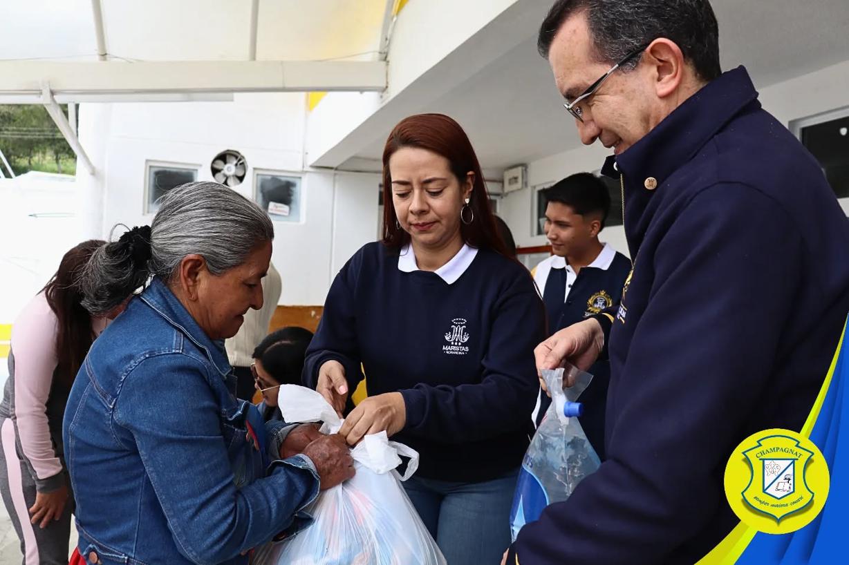 UNIENDO CORAZONES, LLEVANDO ESPERANZA. SOLIDARIDAD CON LAS FAMILIAS DEL ENCANO